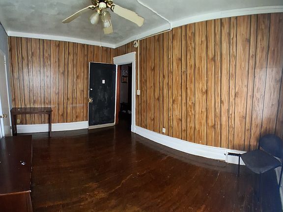View from opposite wall towards doorway.