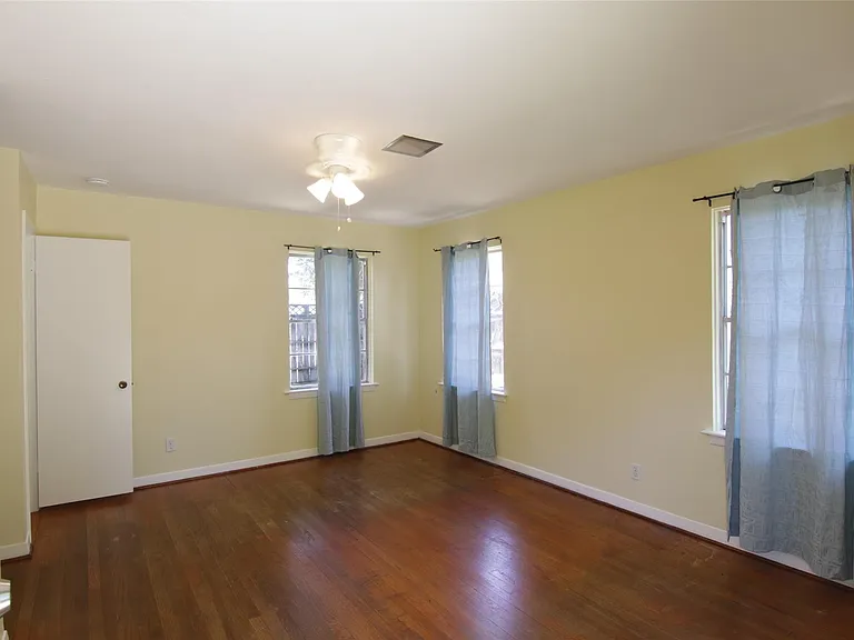 6601 Stroud Dr — Photo 11