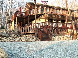 108 Ash Ln, Beech Mountain, NC 28604
