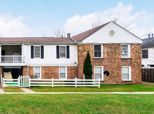 24 Washington Sq W #16, Cleveland, OH 44143