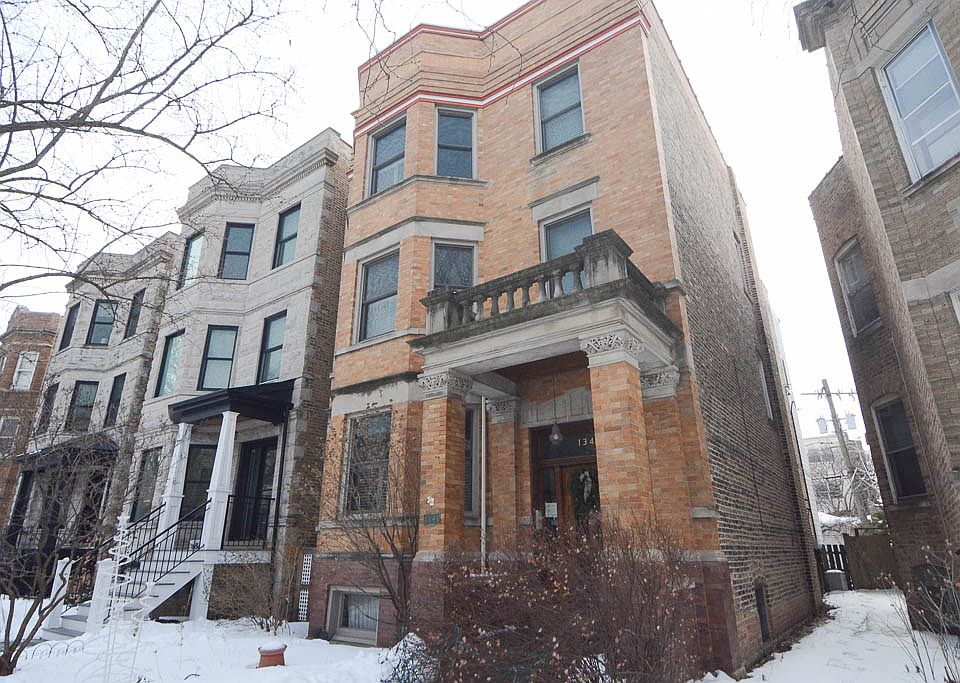 1st image of 1341 W Eddy St Floor 3