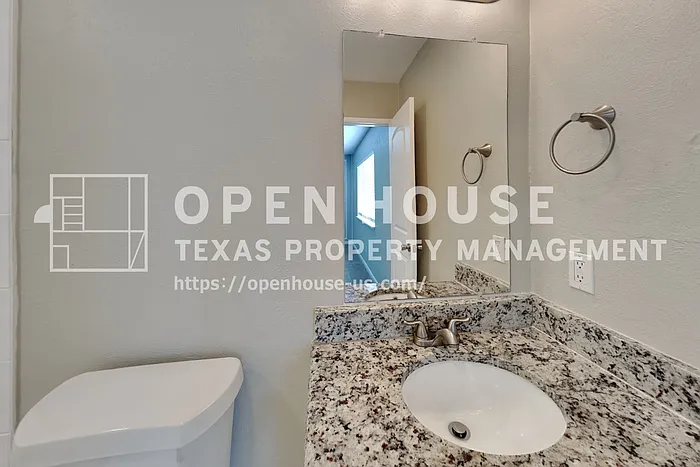 5028 Amhurst Ln — Photo 10