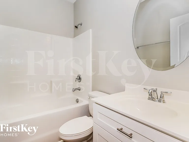 105 Windstone Dr — Photo 12