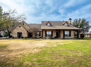 6210 Deer Run Rd, Sanger, TX 76266