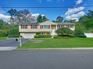 48 Edgewood Ave, Little Silver, NJ 07739