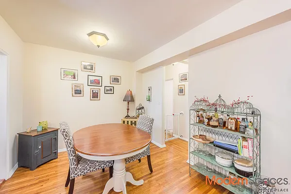 Sold by Modern Spaces | media 4
