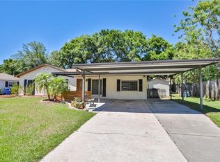 1010 Greenbriar Dr, Brandon, FL 33511