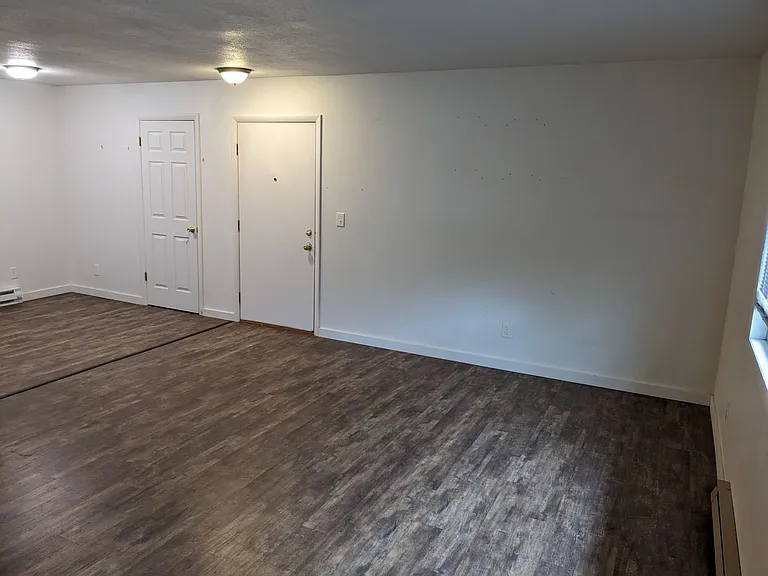 412 N Rouse Ave #A-H — Photo 17