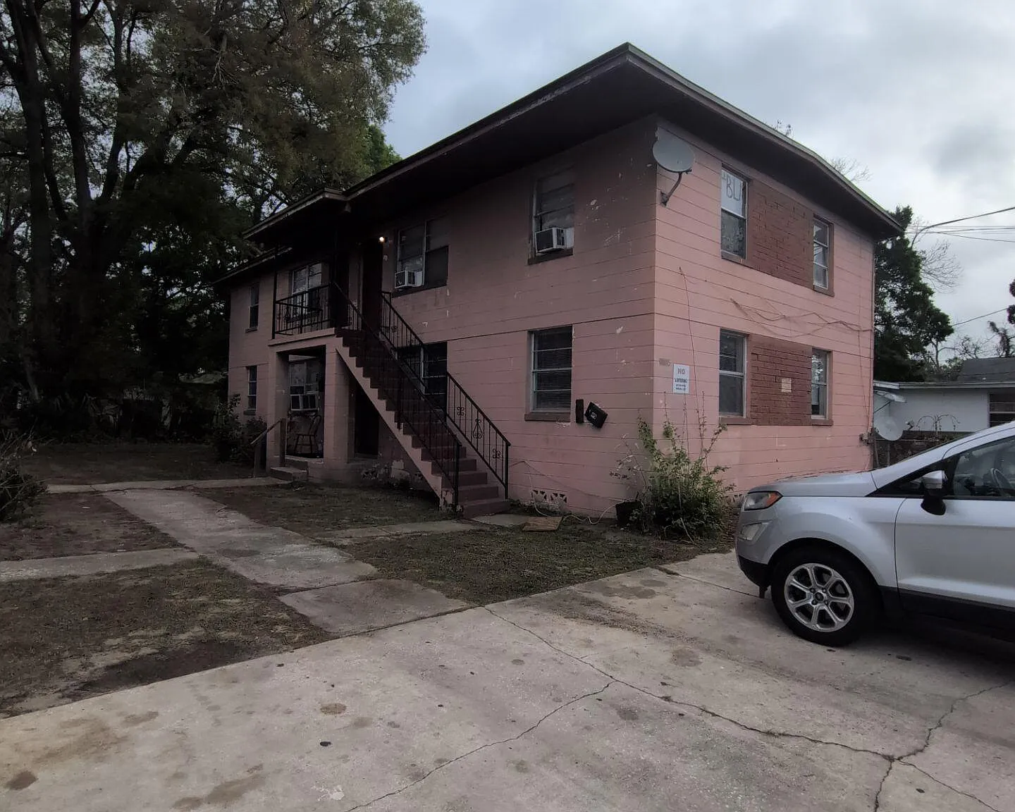 2 bed, 1.0 bath, 676 sqft, $775 — Photo 1