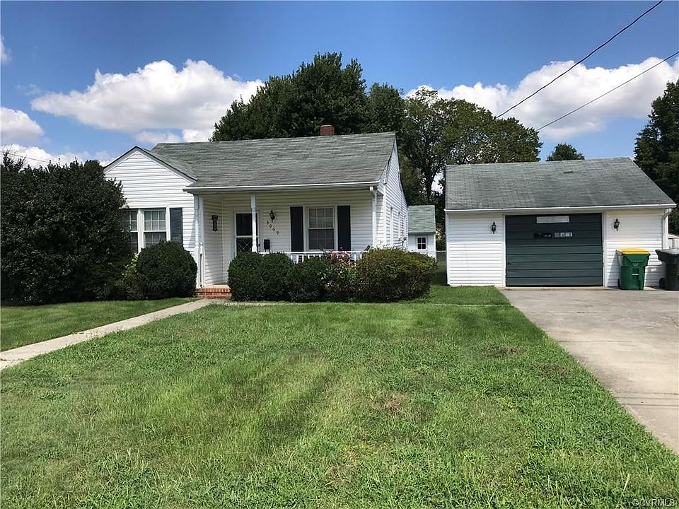 1st image of 3009 Court Dr