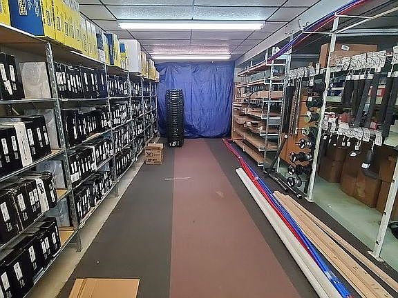 5th image of 311 W Main St