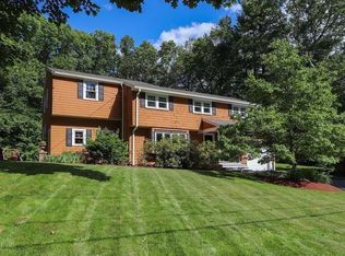 11 Highgate Rd, Wayland, MA 01778
