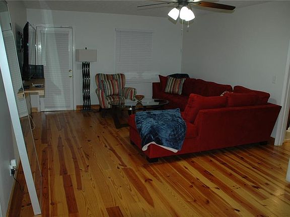 5th image of 1257 Country Lane Way NE