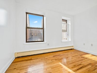 274 Nagle Ave APT 2E, New York, NY, 10034