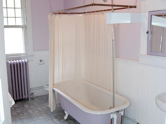 5th image of 602 Gattis St #A