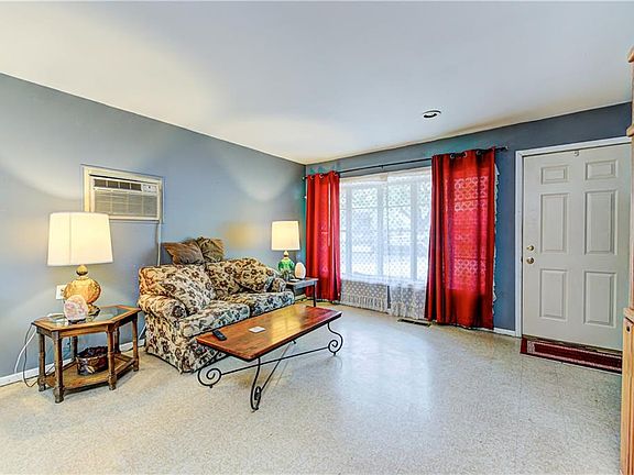 2nd image of 3455 Ashway Dr