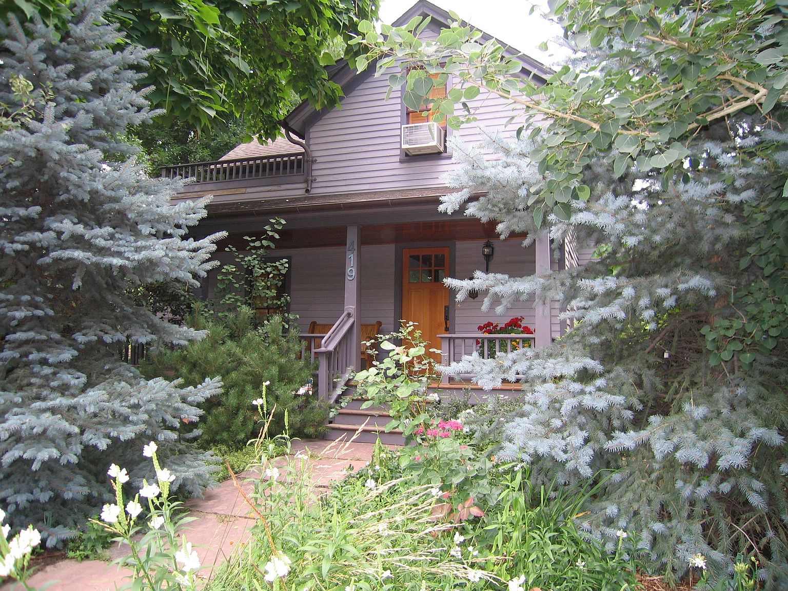 1920 Canyon Blvd Apartments, University of Colorado at Boulder