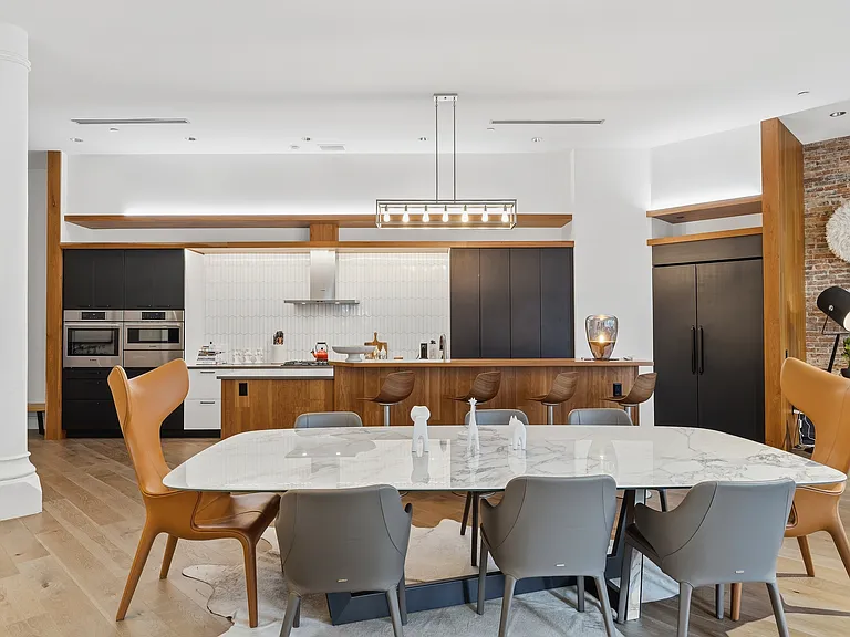 824 Liberty Ave #201 — Photo 12