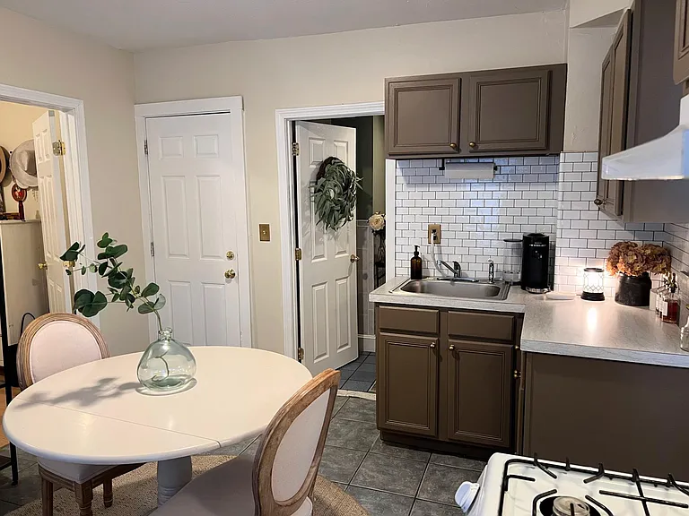 274 Cambridge St #1 — Photo 12