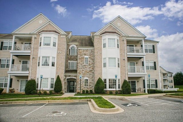 1st image of 407 Aggies Cir #4