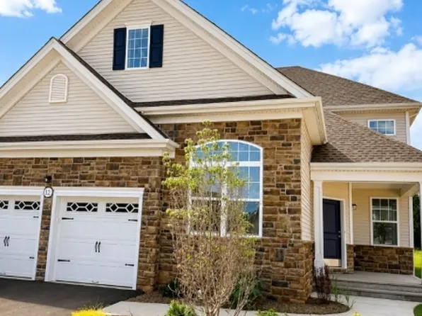 12 Spratt Ct, Hillsborough Twp., NJ 08844