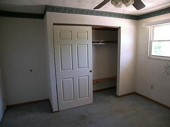 5th image of 1356 Robinhood Dr