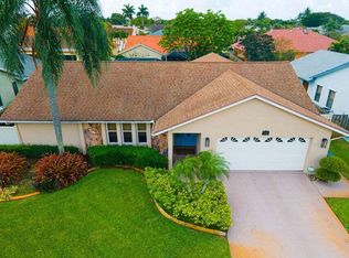7552 Nemec Dr N, Lake Clarke Shores, FL 33406