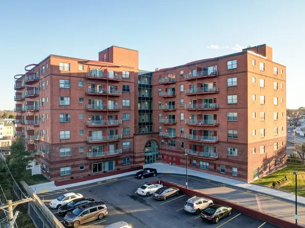 100 W Squantum St APT 513, Quincy, MA 02171