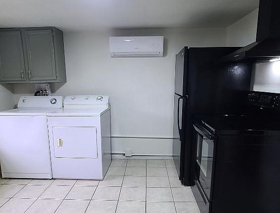 3rd image of 107 Verton Dr #3