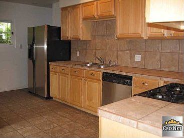 4th image of 4349 Bakman Ave