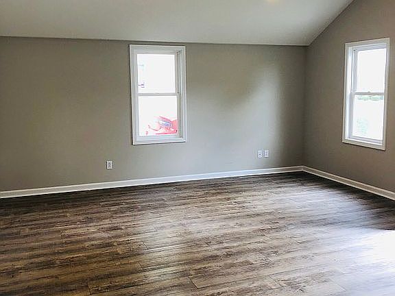 4th image of 229 N Fulton Ave