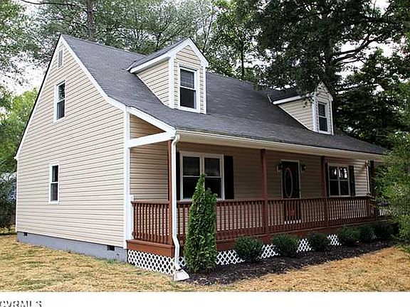 2nd image of 5915 Meadwood Cir