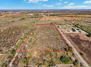 S 2nd St, Skidmore, TX 78389