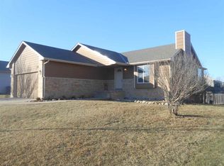 1324 W Quail Crossing Ct, Andover, KS 67002