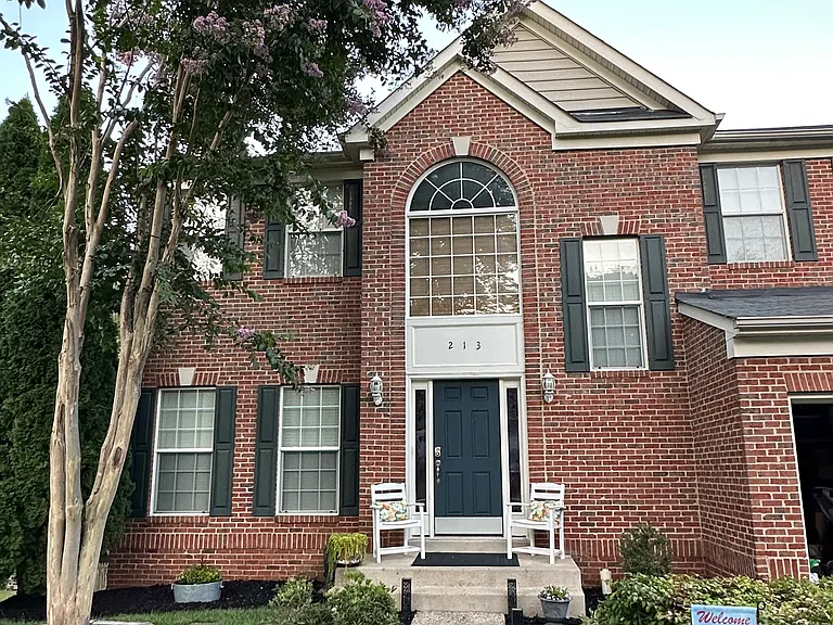 213 Stacey Ct — Photo 14