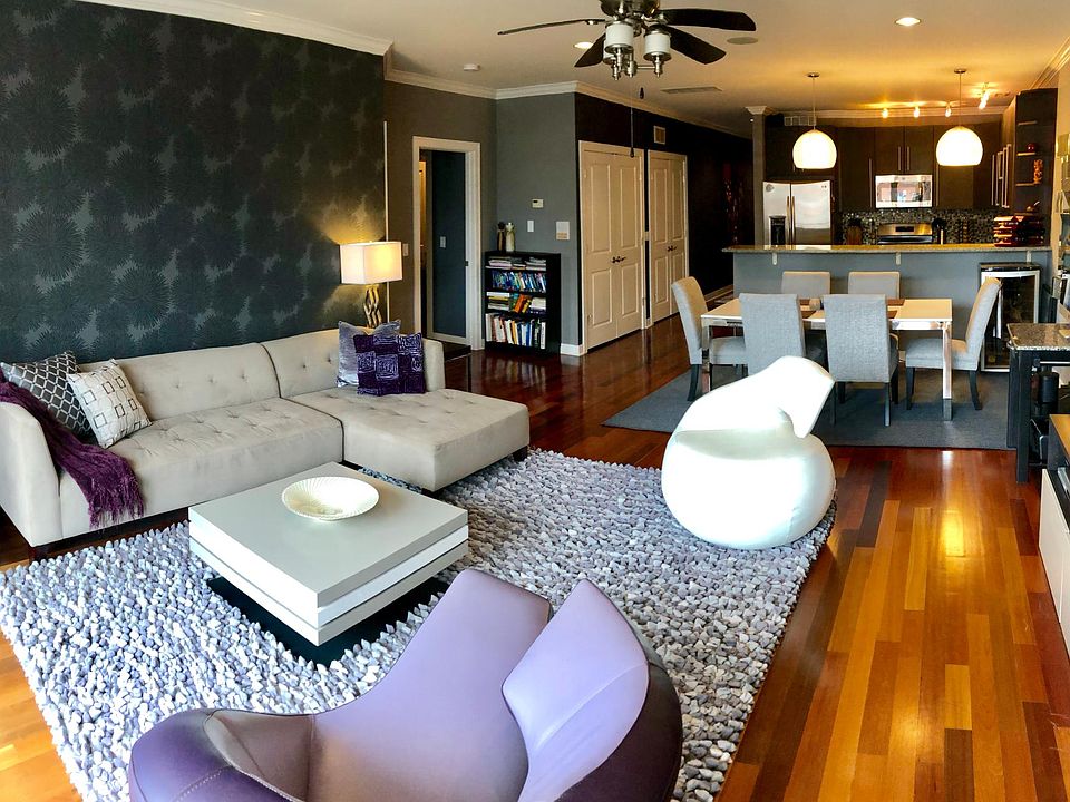 Extra wide Living and Dining