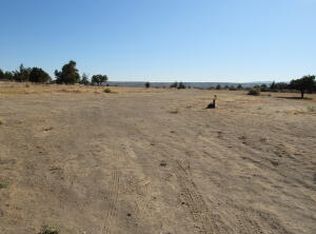 S Adams Dr, Madras, OR 97741