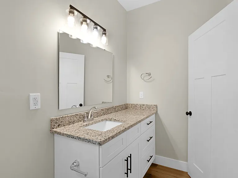 1022 Wentford Ave — Photo 18