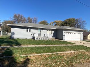 307 E 3rd St, Tripp, SD 57376