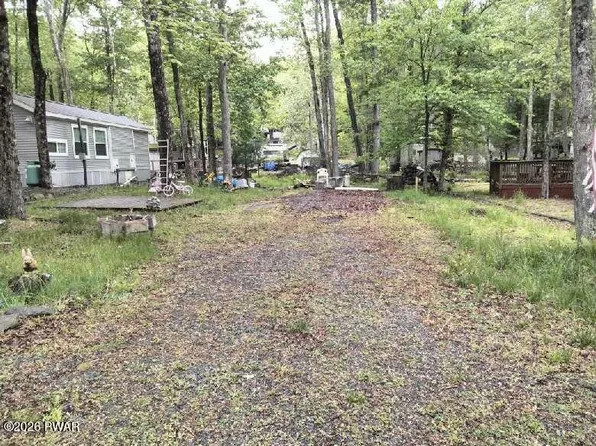 Of Diamonds Dr, Milford, PA 18337