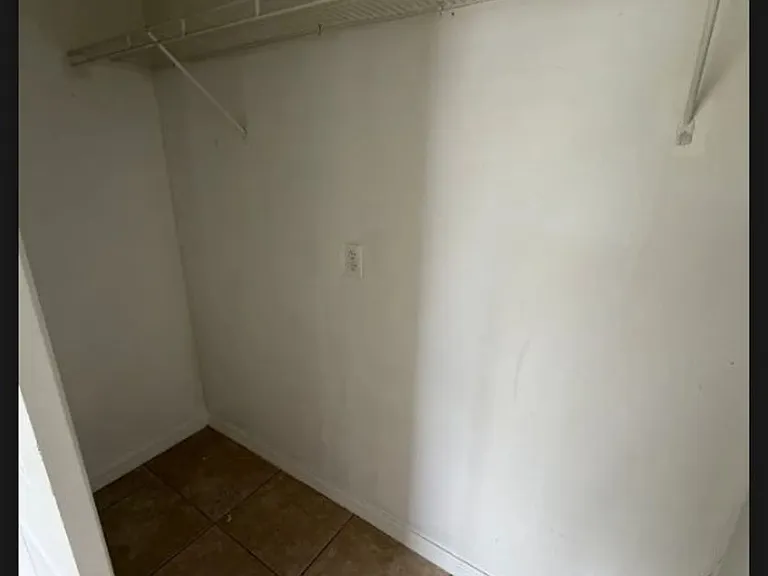 10110 Cherry Creek Ln — Photo 22