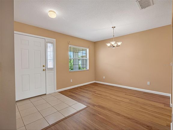 4th image of 9735 SW 92nd Place Rd