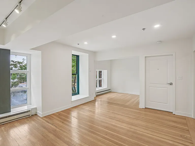 The Marshall Lofts — Photo 12
