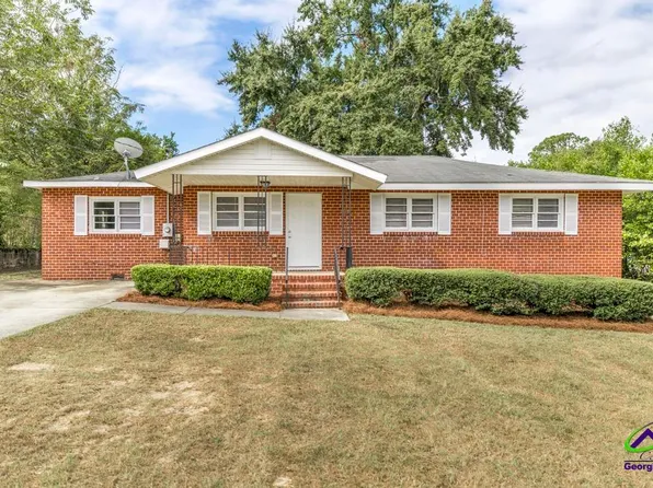 1662 Downing Cir, Macon, GA 31206