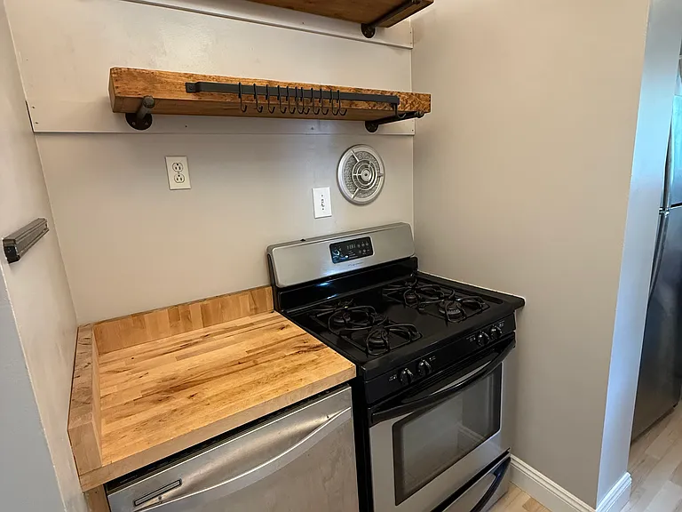 471 Haddon Ave — Photo 18