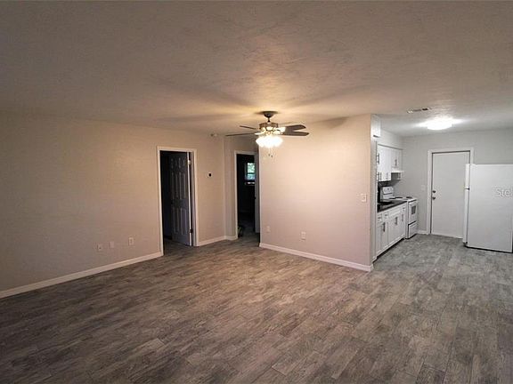 3rd image of 6329 Gateway Ave