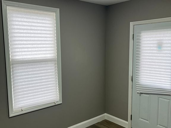 2nd image of 108 E Oak St #1