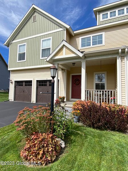2nd image of 41 Weston Way