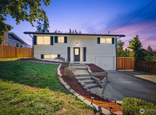 5716 96th St E, Puyallup, WA 98371