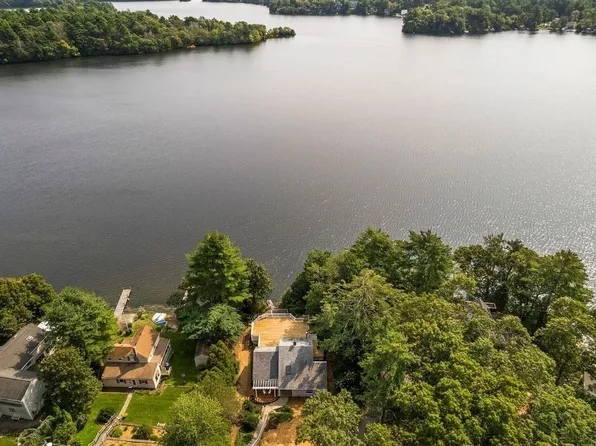 34 Dunham Rd, Plymouth, MA 02360